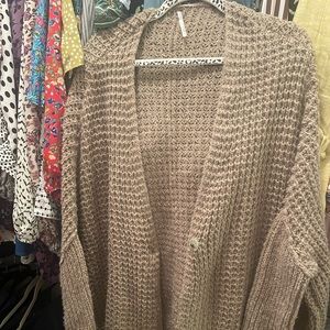Free people Oversized chunky knit cardigan neutral size Large
